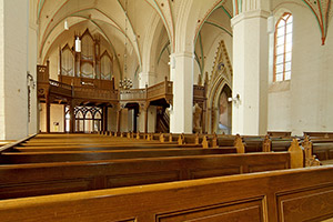 Kirche Grimmen - Blick zur Orgel