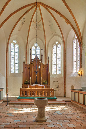 Dorfkirche Lüdershagen - Altar