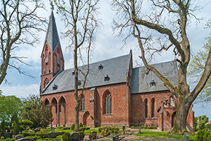 Kirche Prohn - Bild vergrößern ...