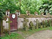 an der Kirche Nehringen