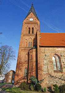 Kirche Damgarten - Bild vergrößern ...
