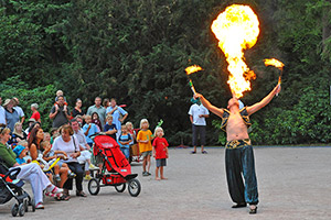 Klienkunstfest im Rhododendronpark Graal-Müritz