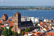 Blick über die Stralsunder Altstadt - Bild vergrößern ...