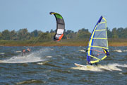 Windsurfen und Kiten auf dem Bodden